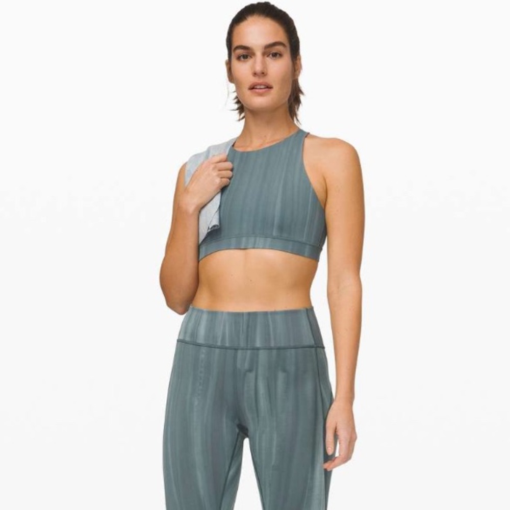 Lululemon Energy Bra *High Neck